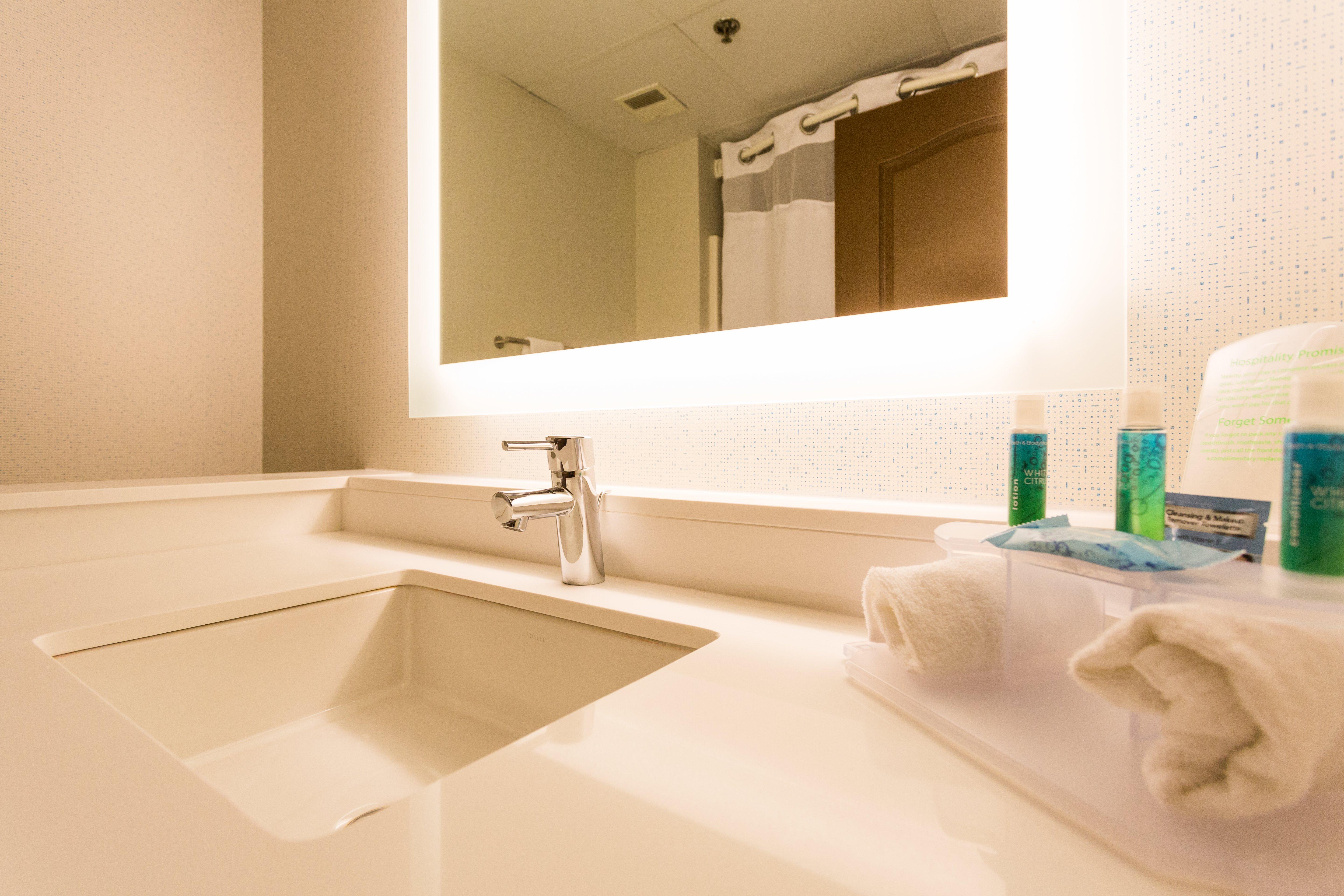 Holiday Inn Express Hotel & Suites Reading By Ihg Екстериор снимка