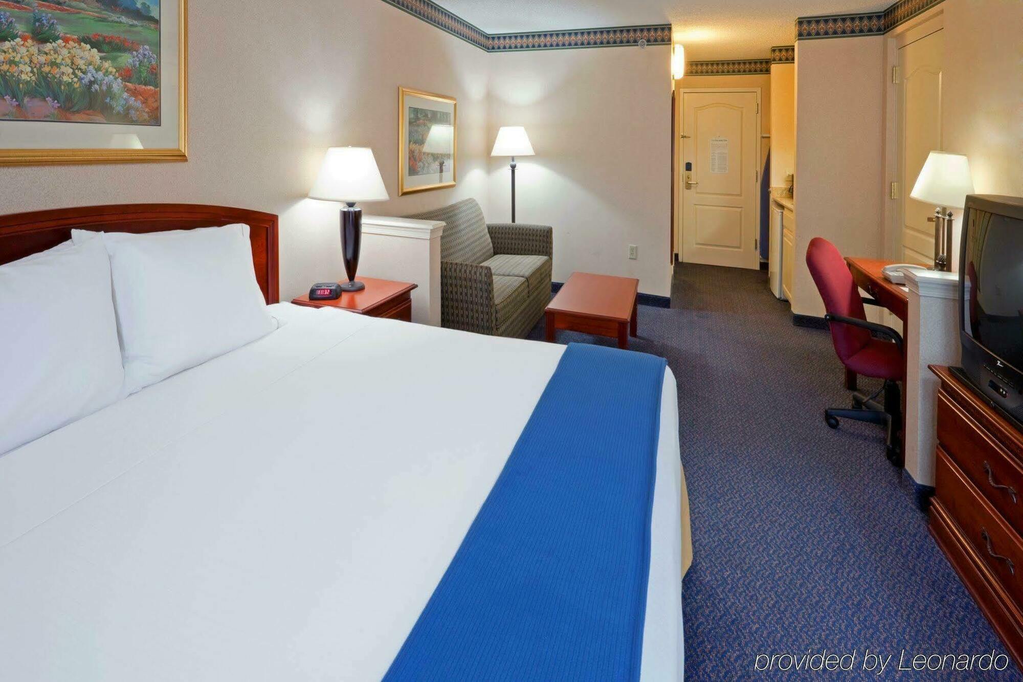 Holiday Inn Express Hotel & Suites Reading By Ihg Екстериор снимка